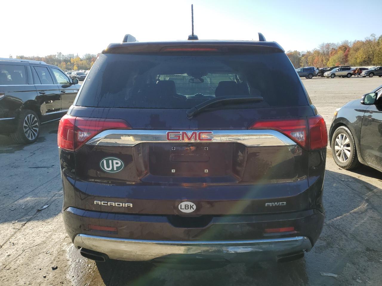 1GKKNXLS4JZ204110 2018 GMC Acadia Denali