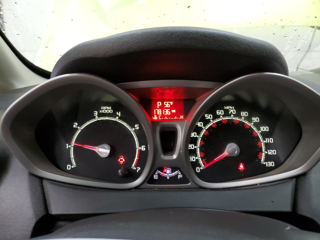 2013 Ford Fiesta - Image 9