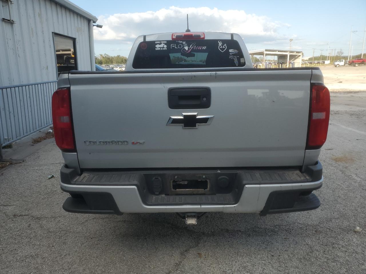 1GCGTBEN2J1318820 2018 Chevrolet Colorado