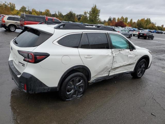  SUBARU OUTBACK 2022 Белый