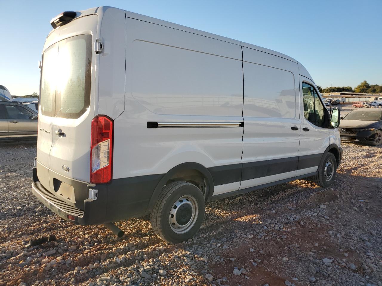 2021 Ford Transit - Image 3