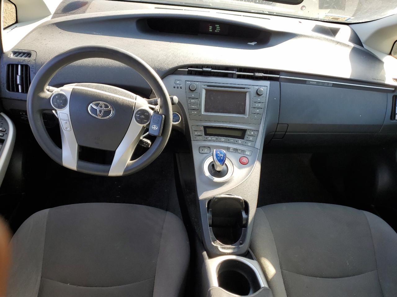 JTDKN3DU5E0368948 2014 Toyota Prius