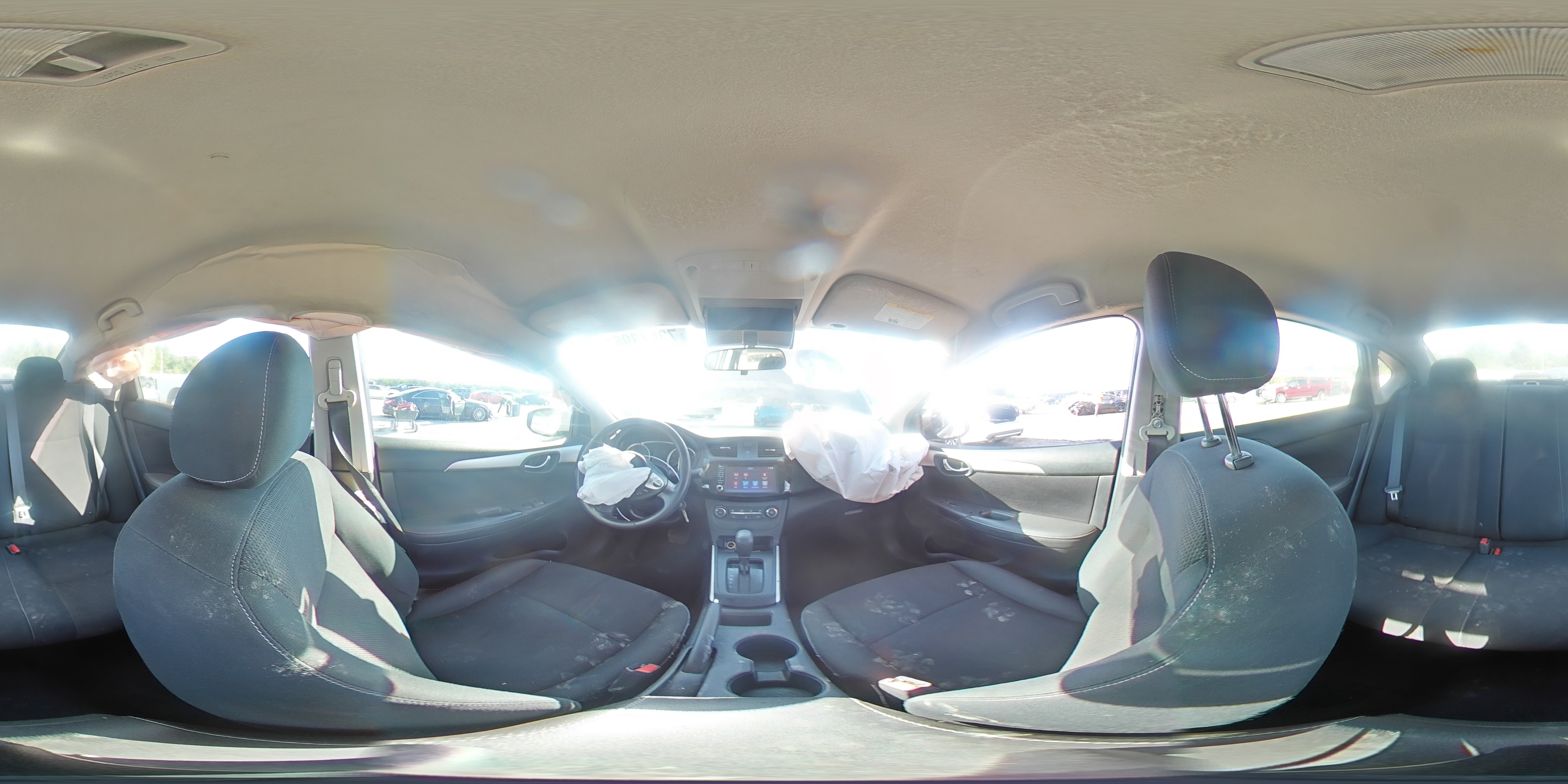 2019 Nissan Sentra - Image 12