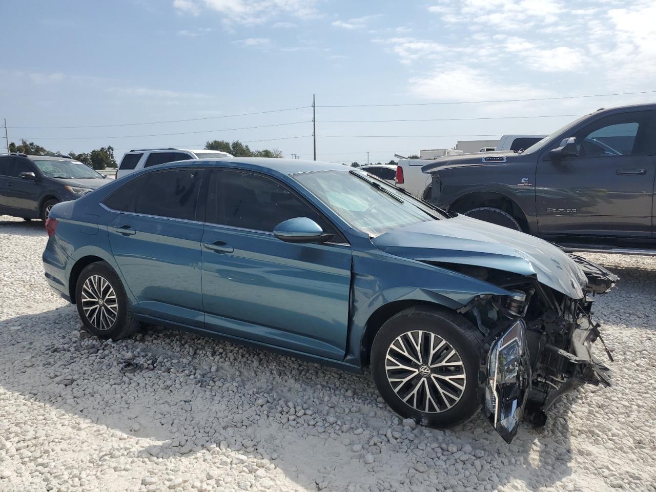 2021 Volkswagen Jetta - Image 4