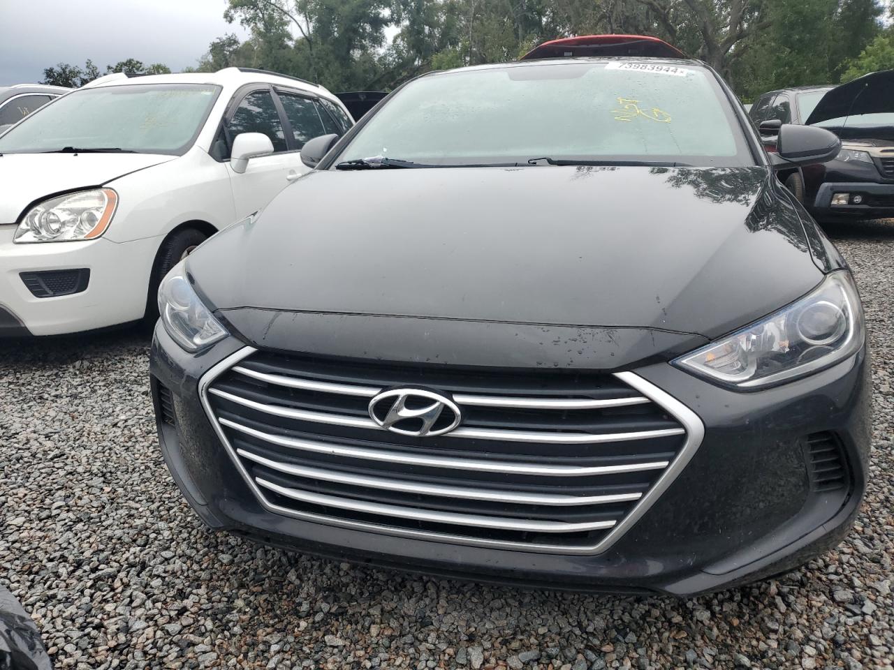 2017 Hyundai Elantra - Image 5