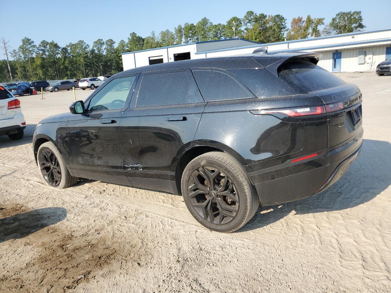 2020 Land Rover Range Rover - Image 2