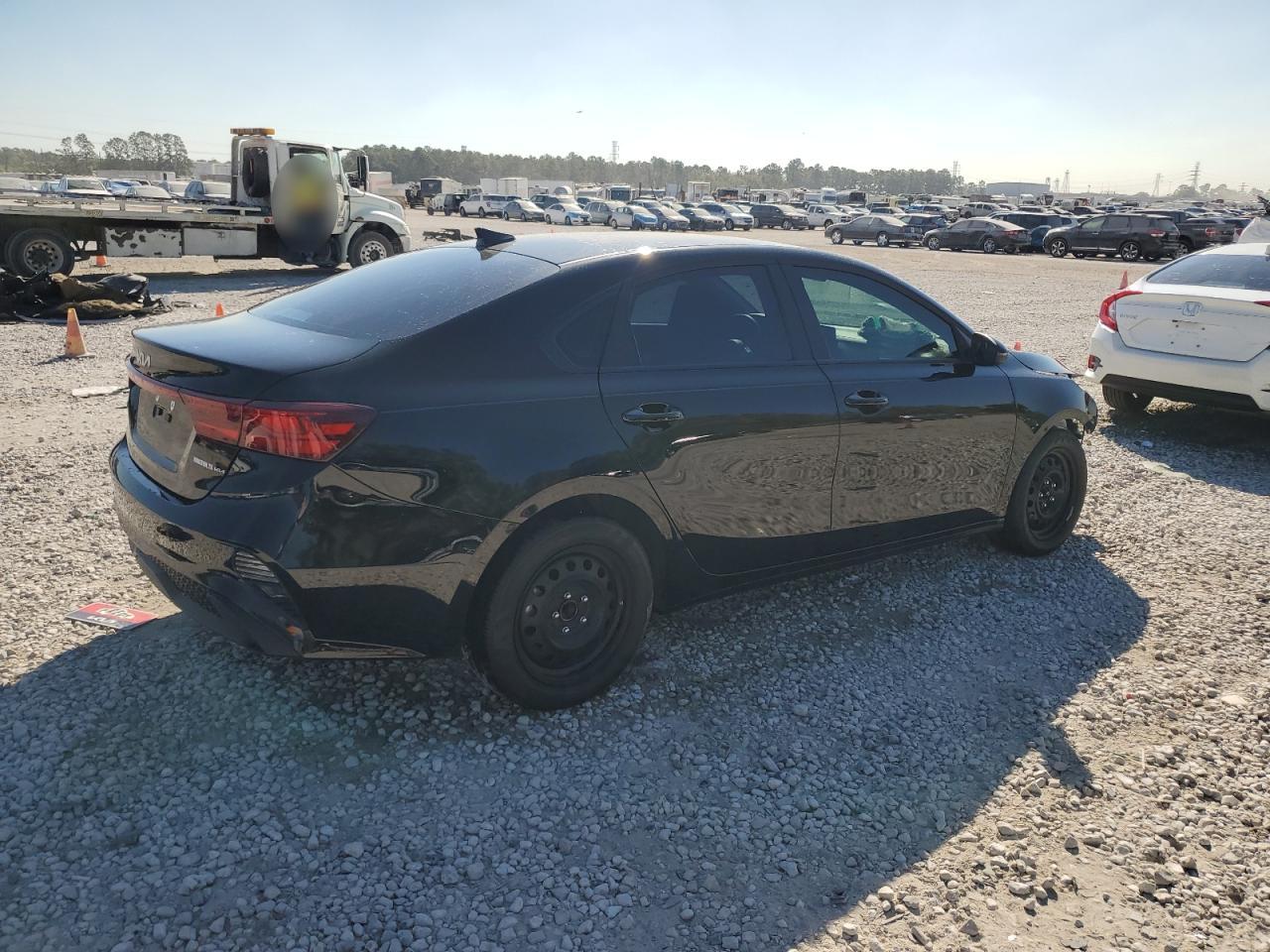 2024 Kia Forte - Image 3
