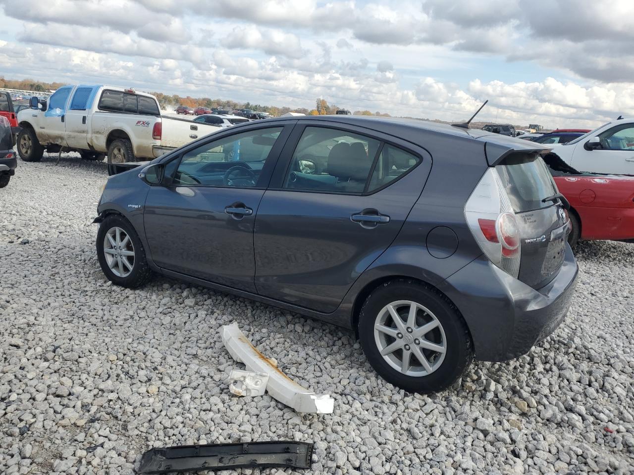 VIN JTDKDTB38D1035455 2013 TOYOTA PRIUS no.2