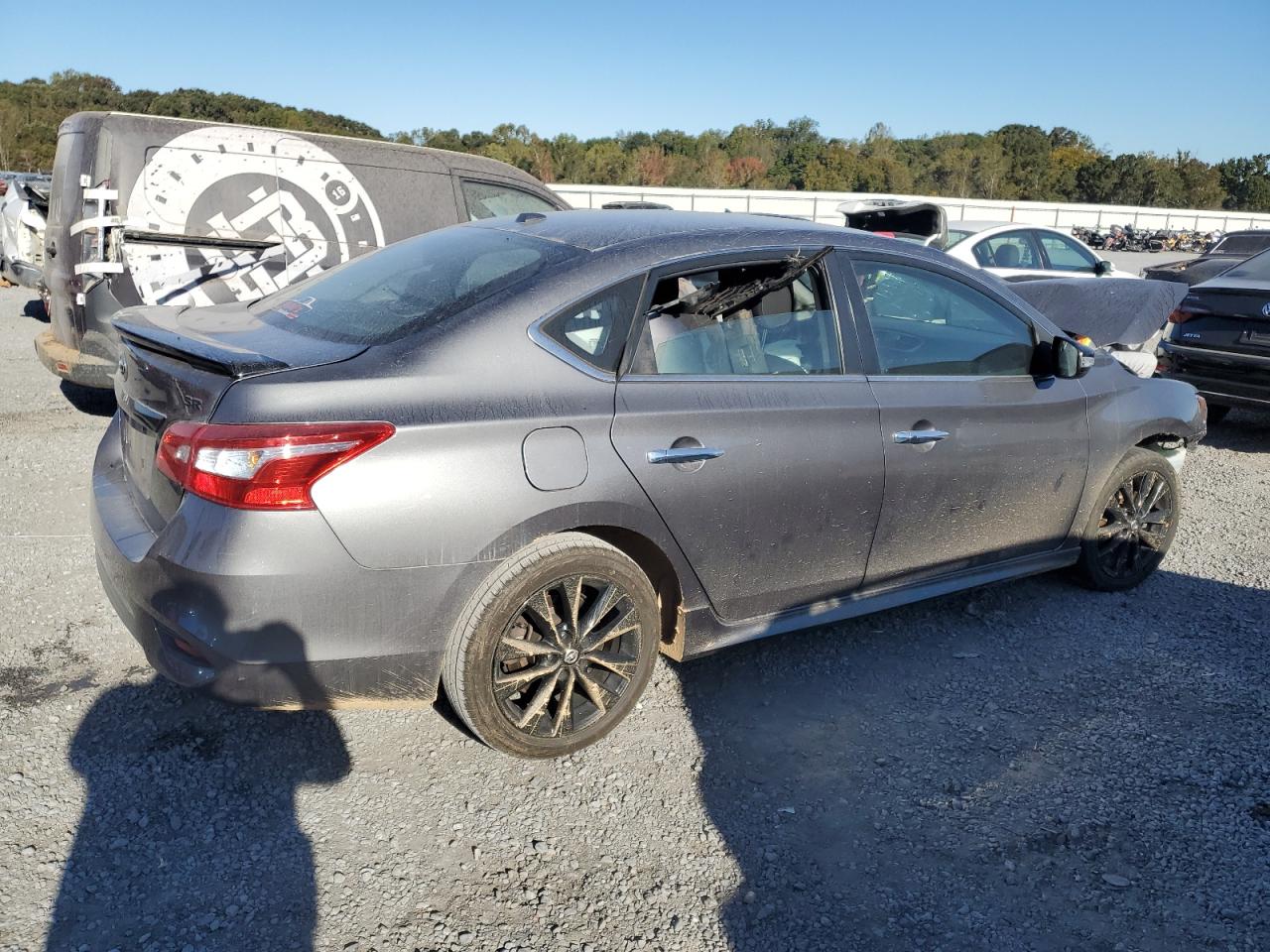 VIN 3N1AB7AP4JY261368 2018 NISSAN SENTRA no.3