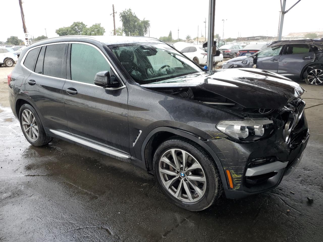 VIN 5UXTR7C56KLF37218 2019 BMW X3 no.4