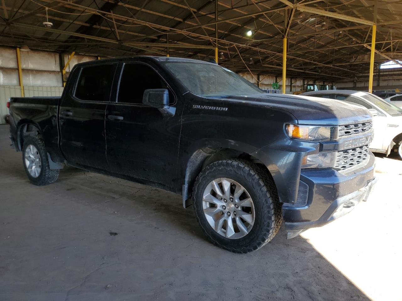 2022 Chevrolet Silverado - Image 4