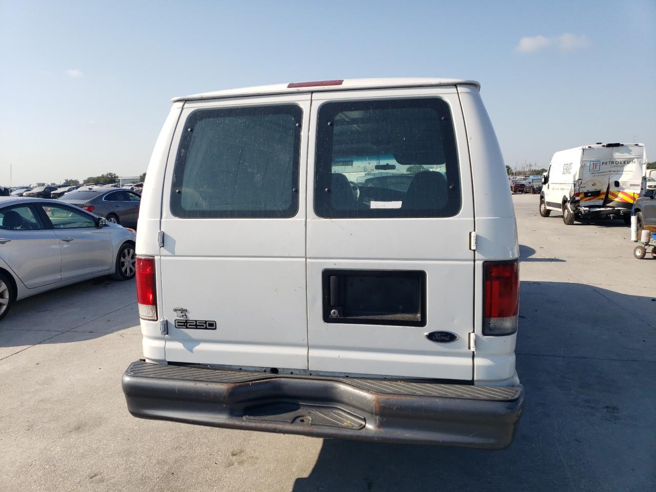 1FTNS24L62HA64516 2002 Ford Econoline E250 Van