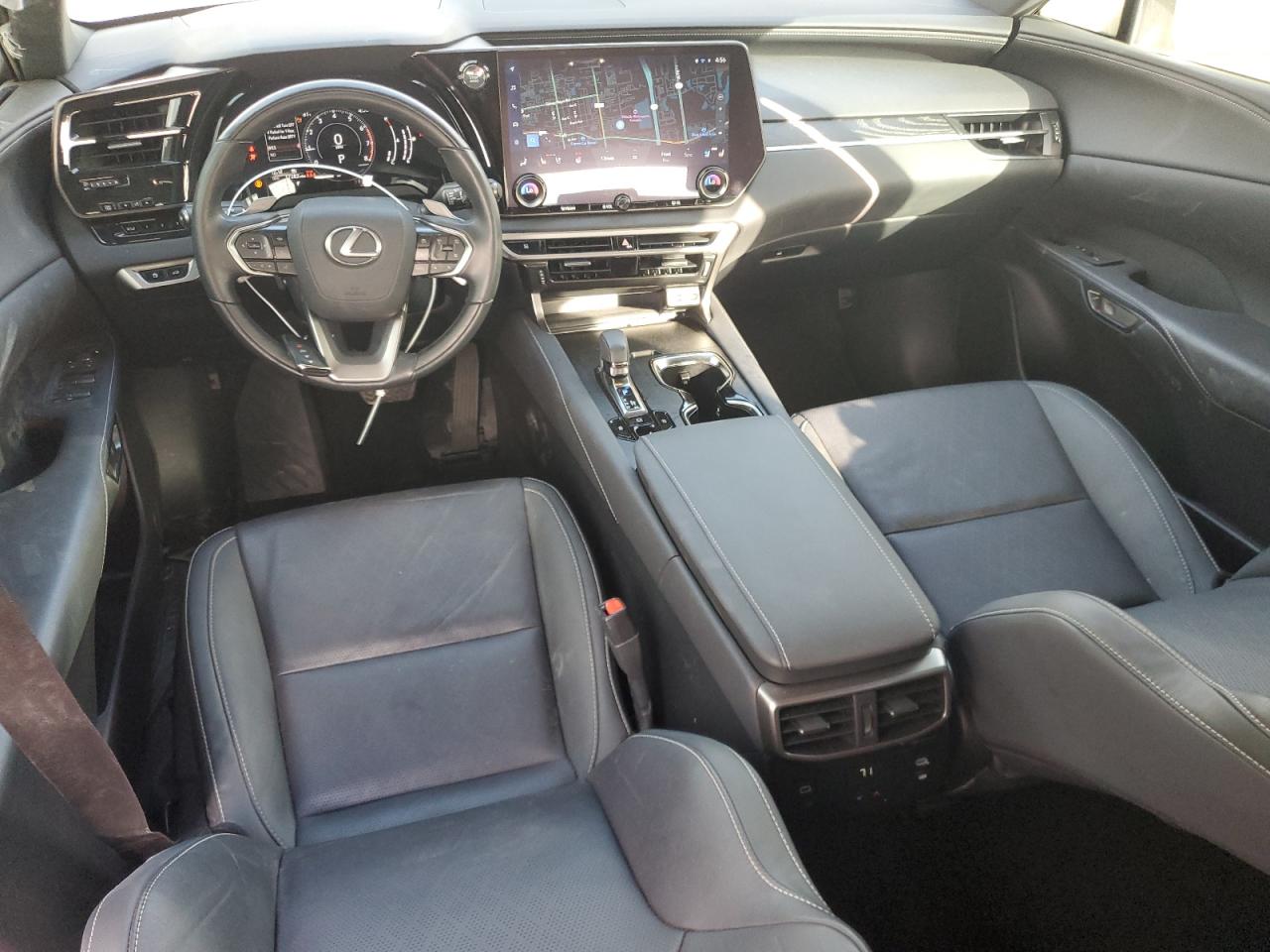 2023 Lexus RX - Image 8