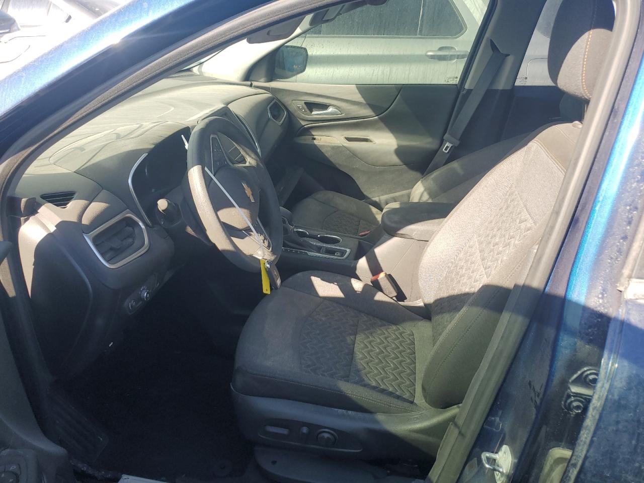 2022 Chevrolet Equinox - Image 7