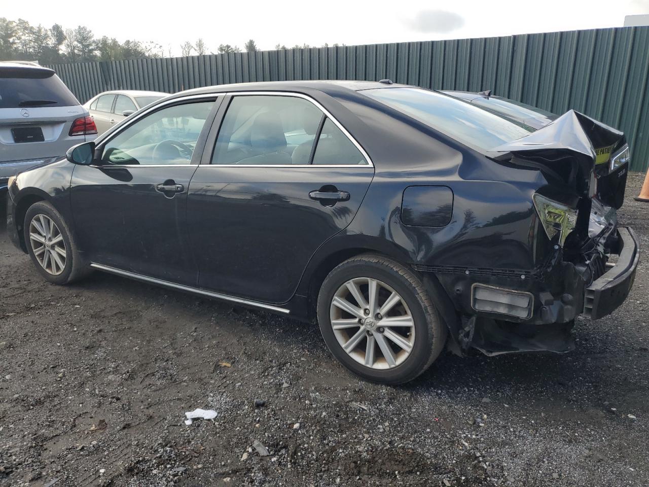 2014 Toyota Camry - Image 2