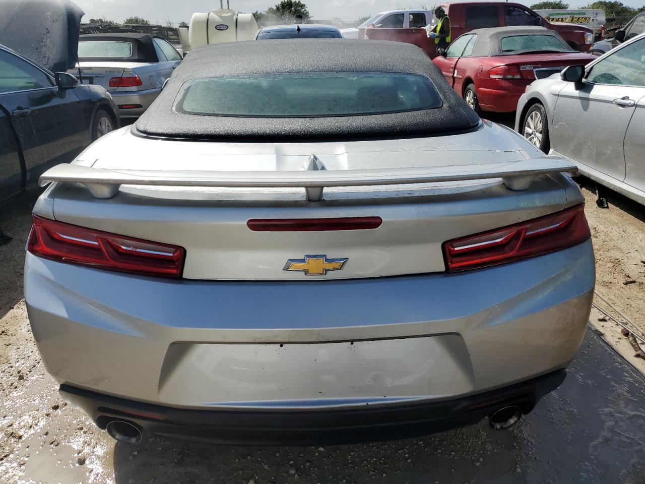 2018 Chevrolet Camaro Lt VIN: 1G1FB3DX4J0124778 Lot: 76632094