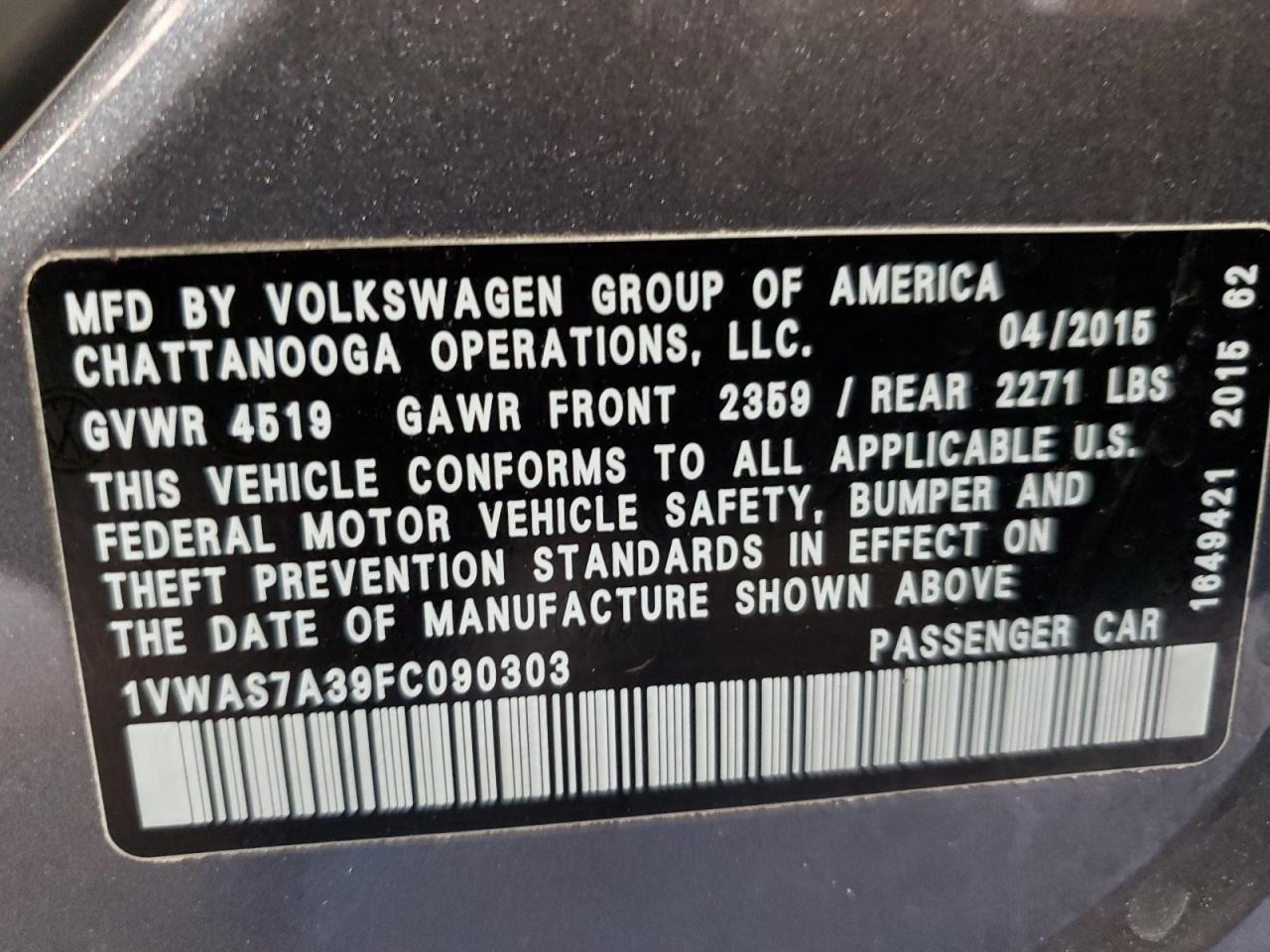 2015 Volkswagen Passat - Image 13