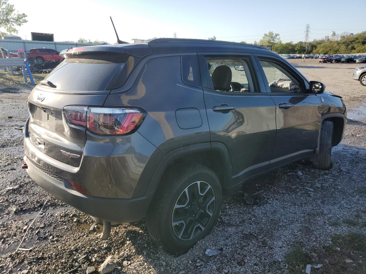 2019 Jeep Compass - Image 3