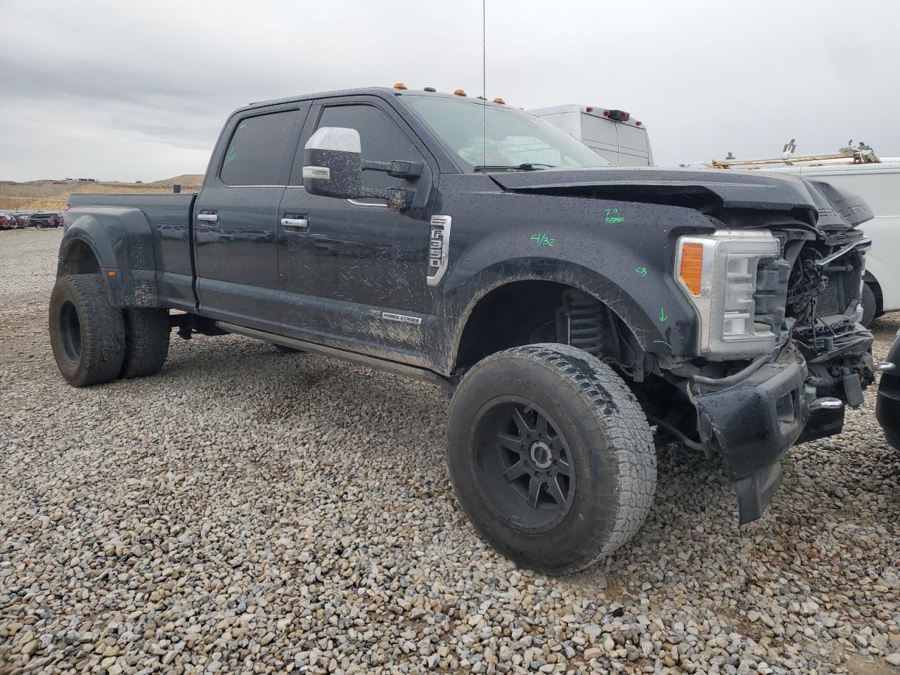 2017 Ford F350 - Image 4