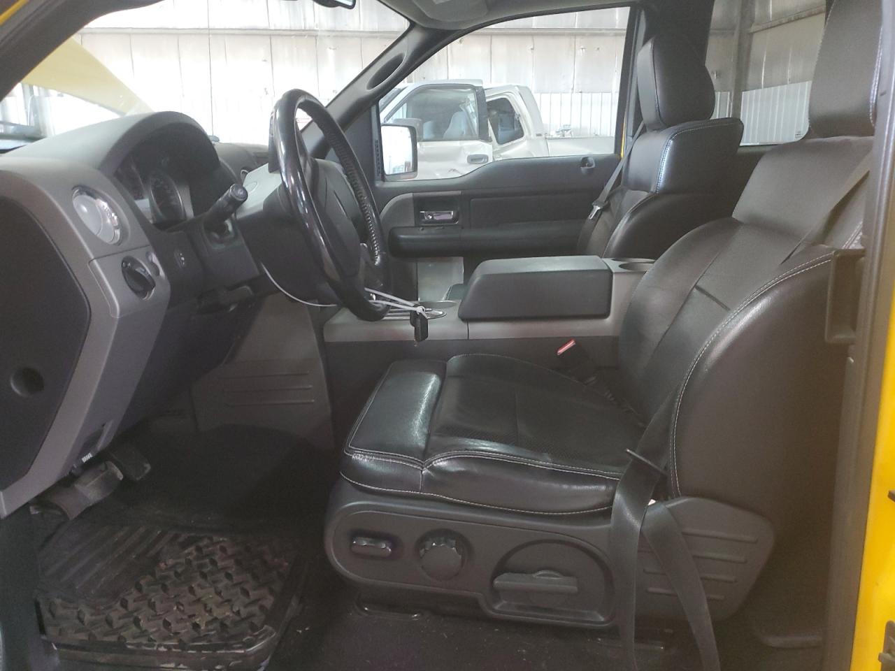 2004 Ford F-150 - Image 7