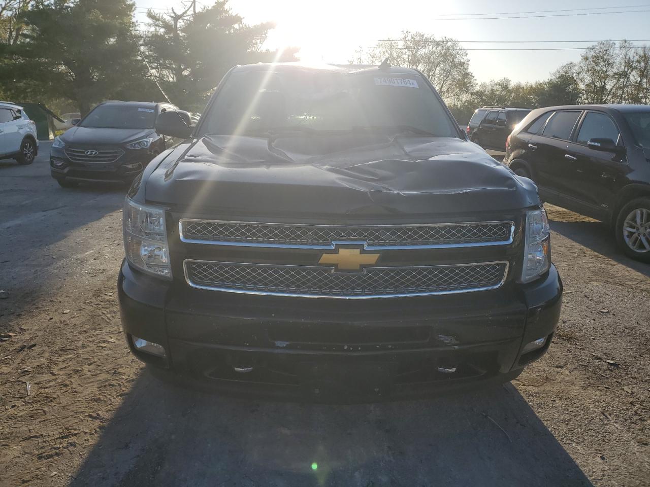 2013 Chevrolet Silverado - Image 5