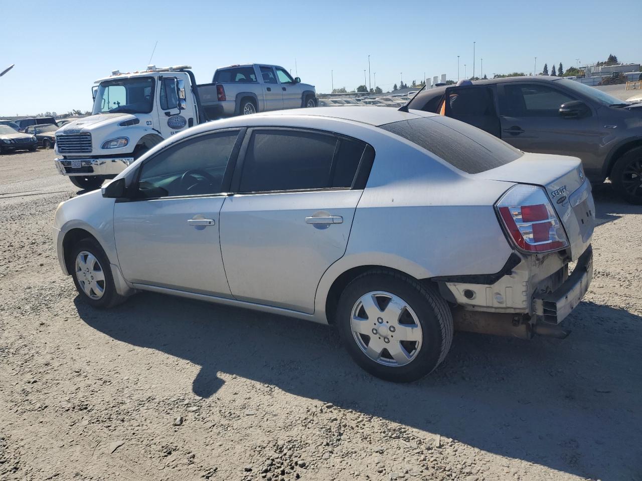 2009 Nissan Sentra - Image 2
