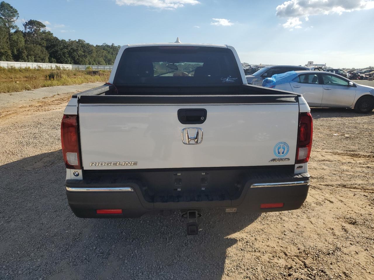 2018 Honda Ridgeline Rtl VIN: 5FPYK3F61JB007768 Lot: 77069104