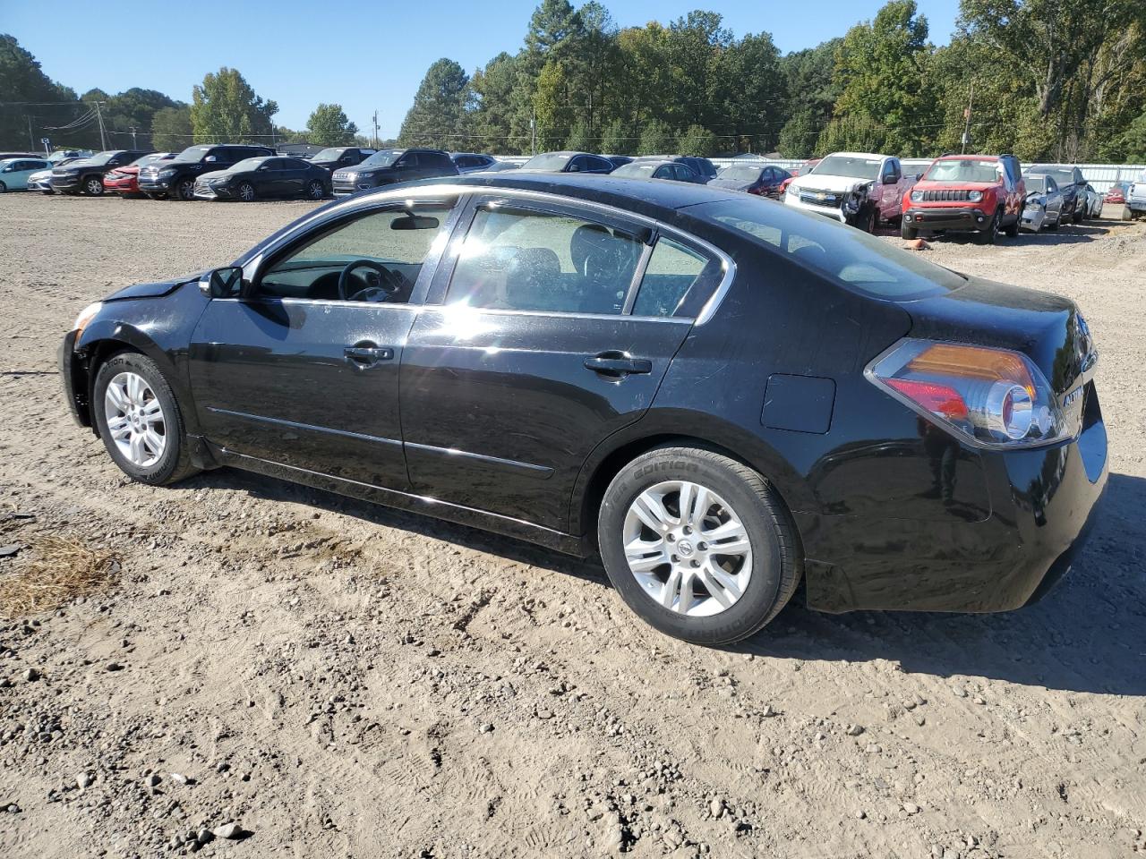 2012 Nissan Altima - Image 2