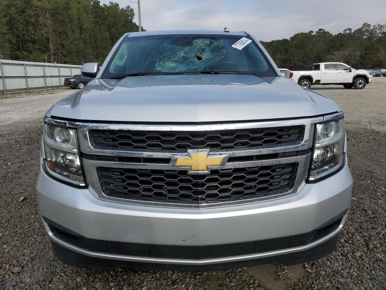 2018 Chevrolet Suburban - Image 5