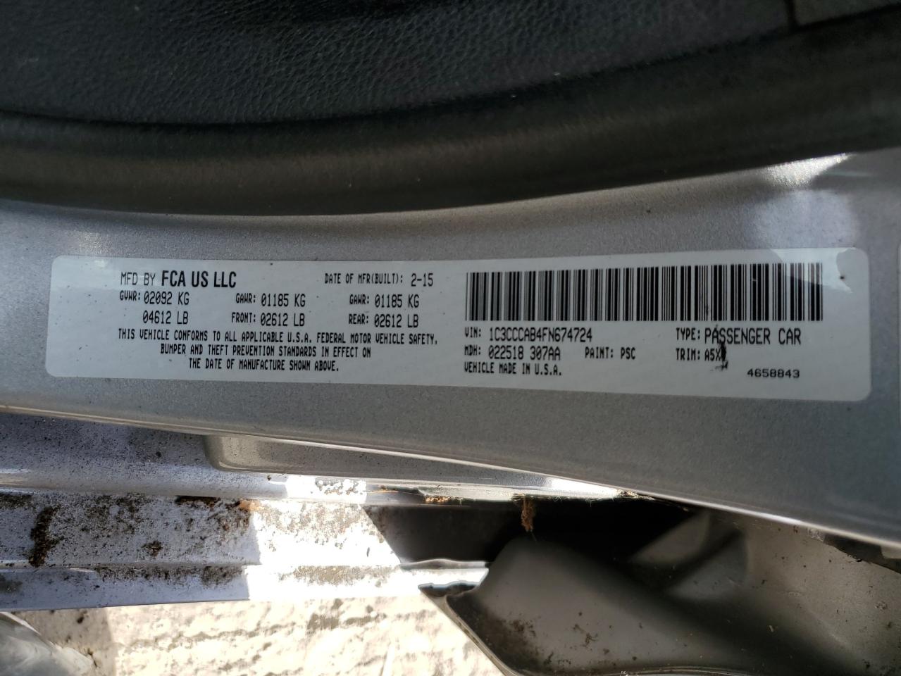 2015 Chrysler 200 - Image 12