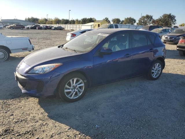 2013 Mazda 3 I