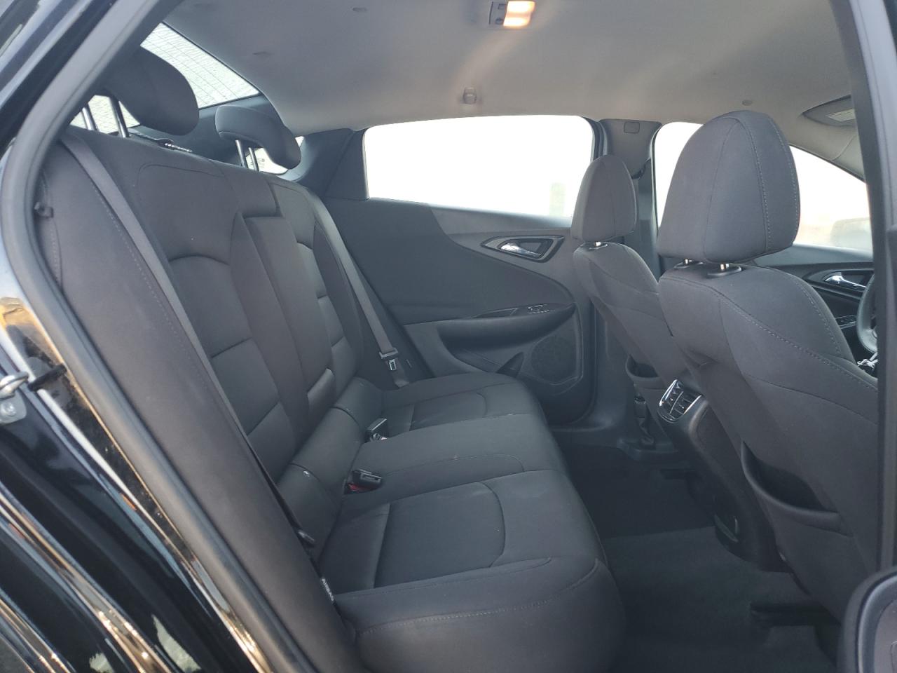 2020 Chevrolet Malibu - Image 10
