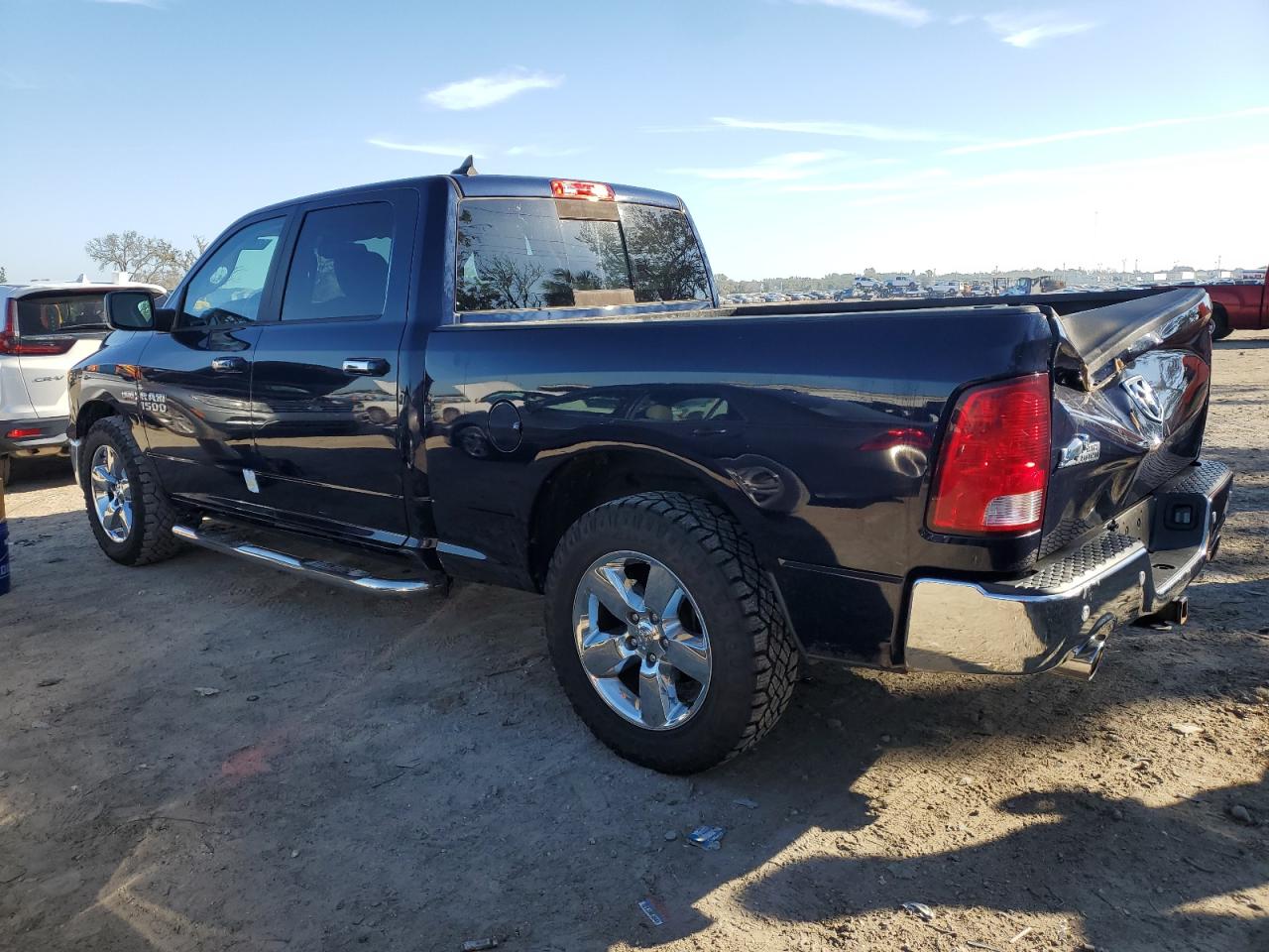 1C6RR6TT0HS628928 2017 Ram 1500 Slt