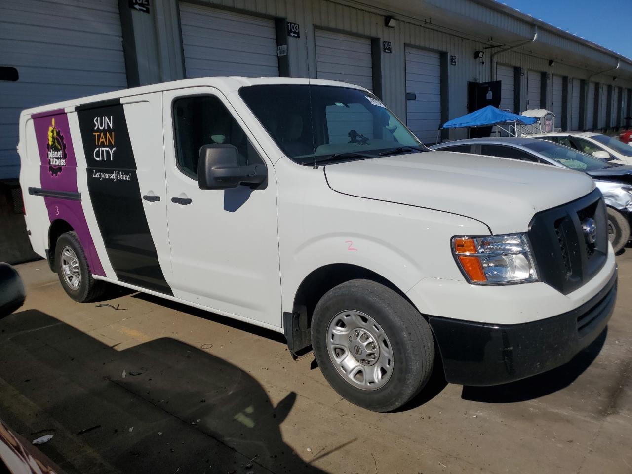 2017 Nissan NV - Image 4