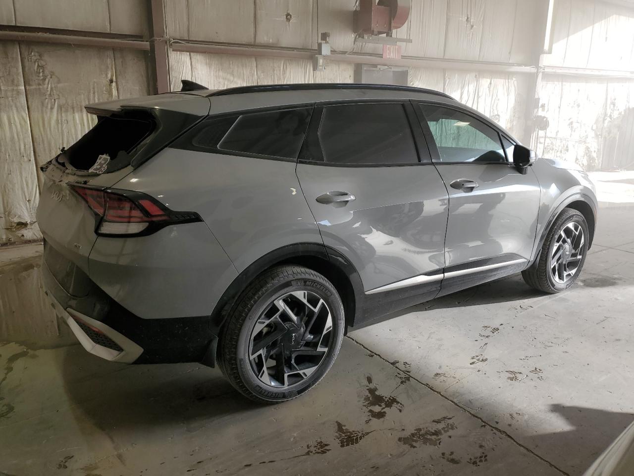 2024 Kia Sportage - Image 3