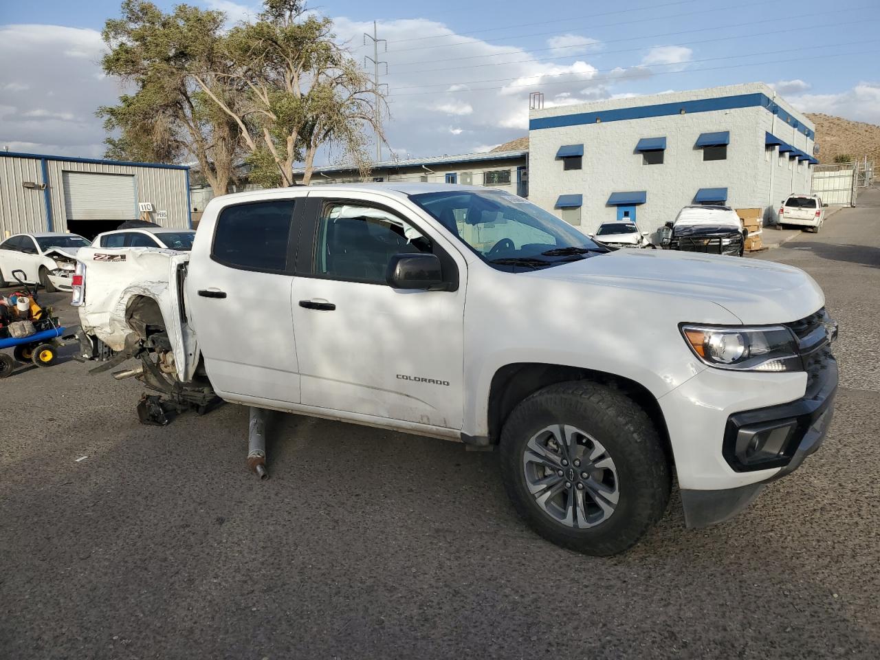 2022 Chevrolet Colorado - Image 4