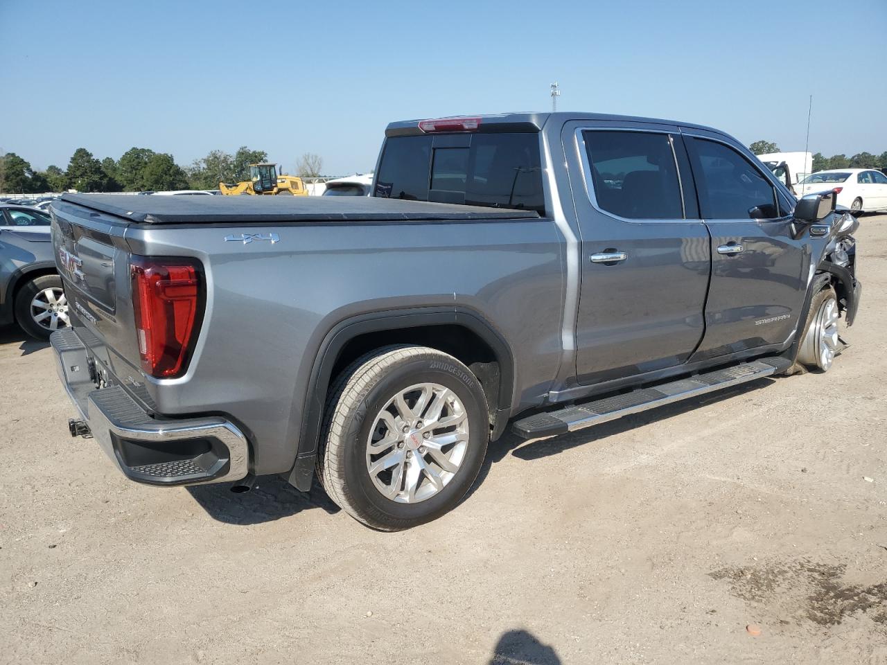 2022 GMC Sierra - Image 3
