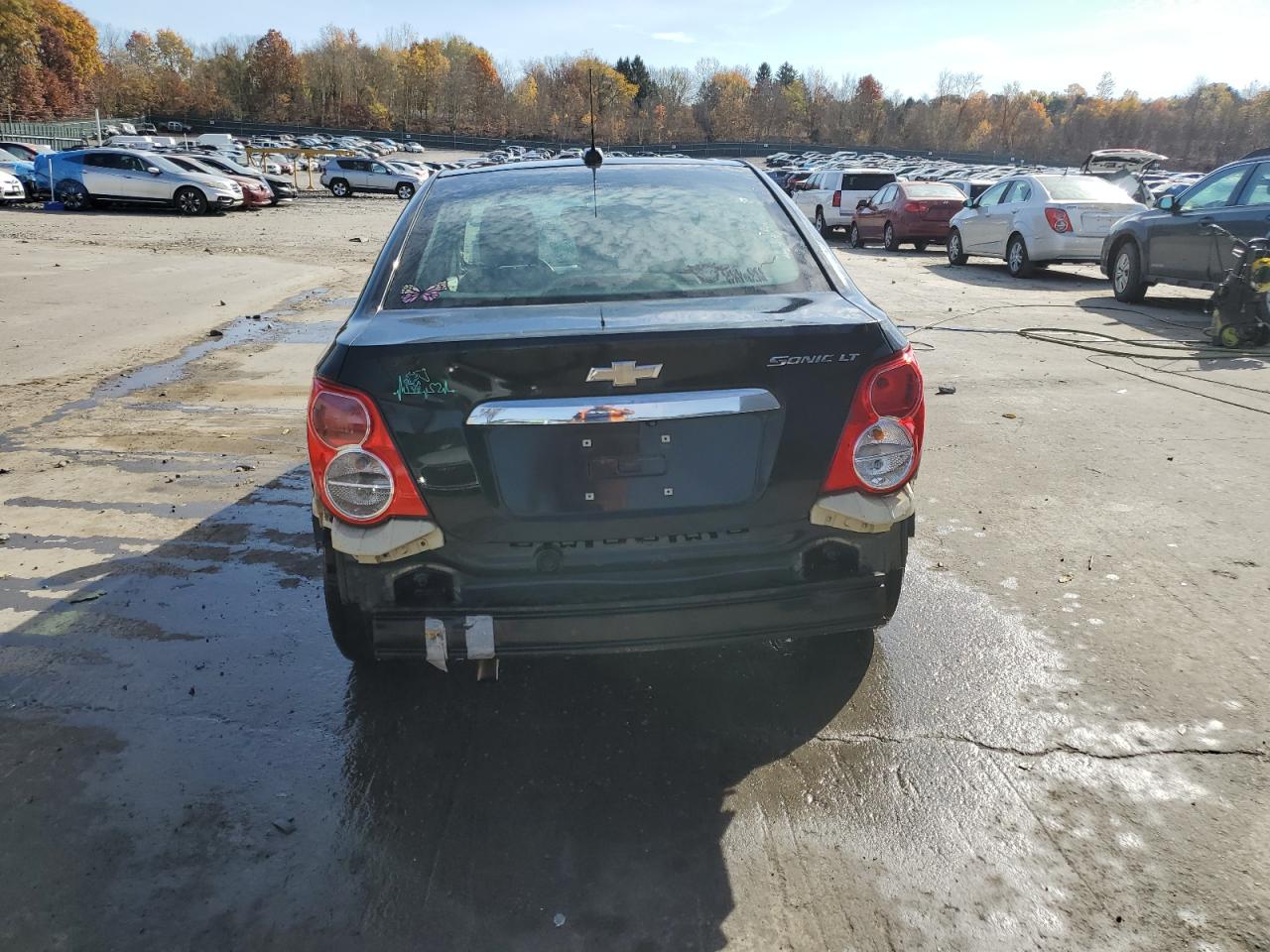 2015 Chevrolet Sonic - Image 6