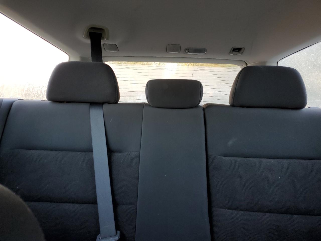 2009 Subaru Outback - Image 10