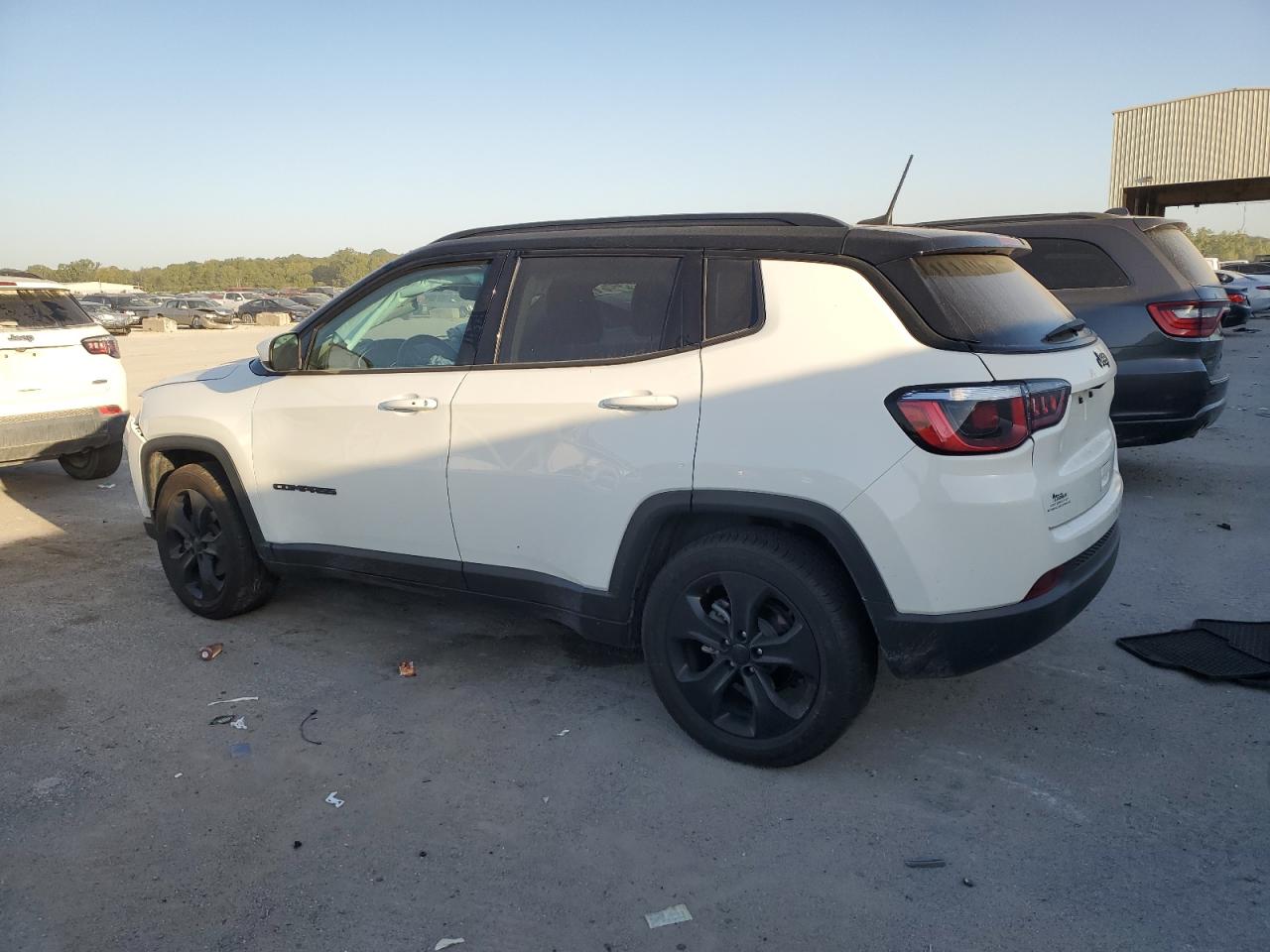 2020 Jeep Compass - Image 2