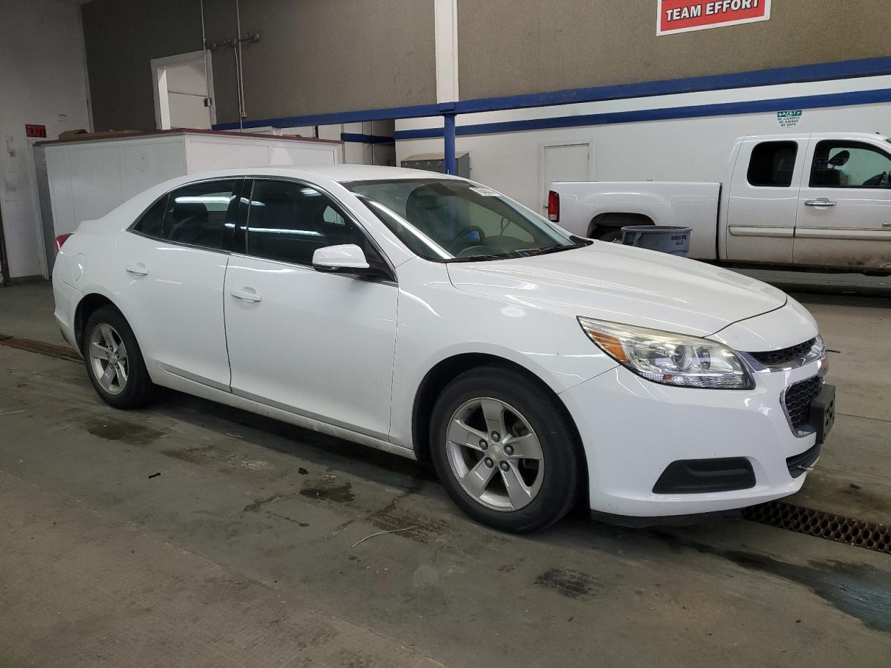 2015 Chevrolet Malibu - Image 4