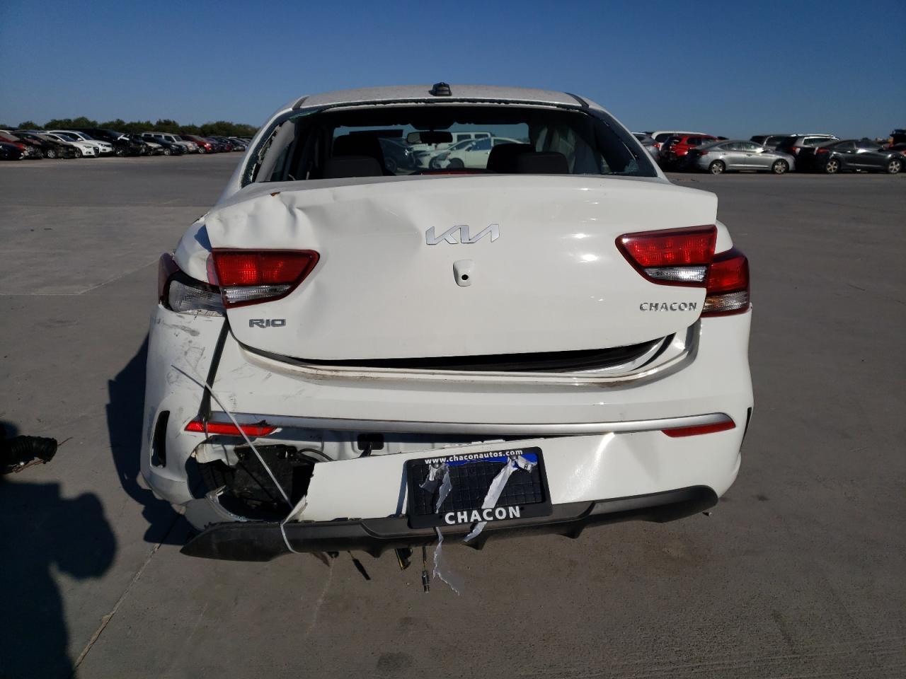 2023 Kia Rio - Image 6