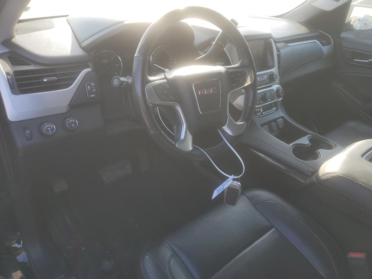 2017 GMC Yukon Slt VIN: 1GKS2BKC3HR392652 Lot: 71670194