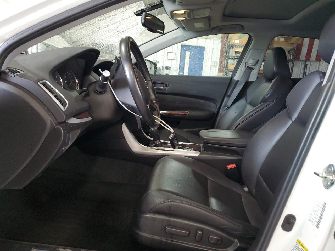 2017 Acura TLX - Image 7