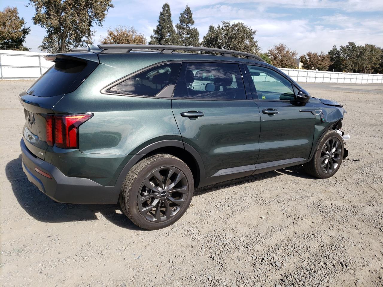 2023 Kia Sorento - Image 3