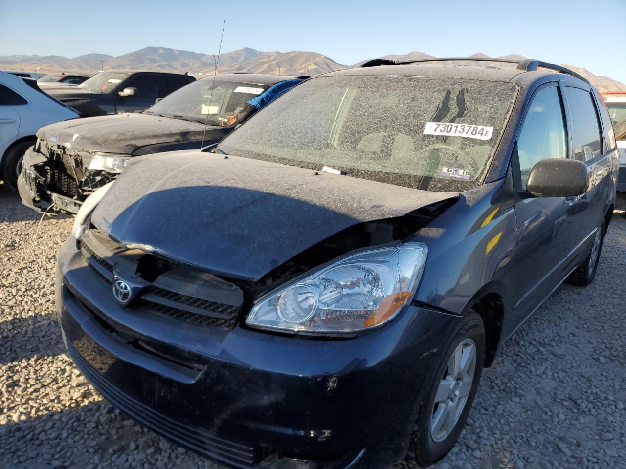 2005 Toyota Sienna - Image 1