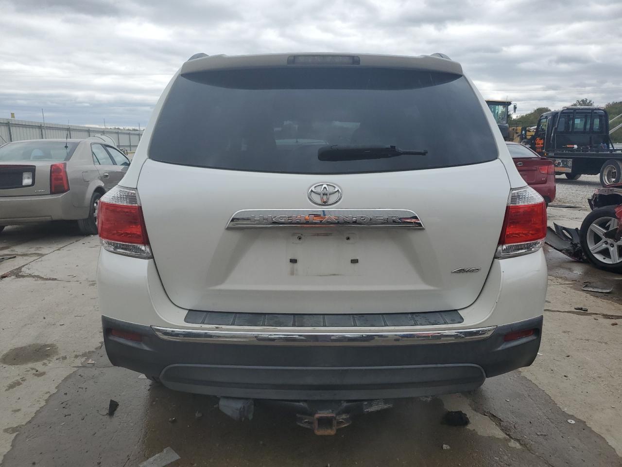 2011 Toyota Highlander - Image 6