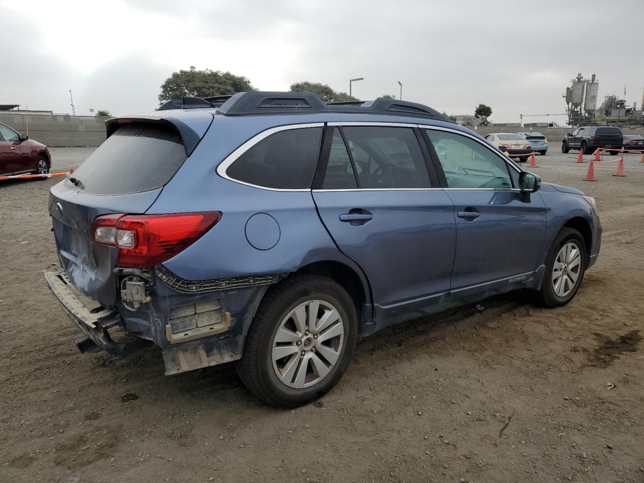 2018 Subaru Outback 2.5I Premium VIN: 4S4BSAFC4J3383611 Lot: 75499374