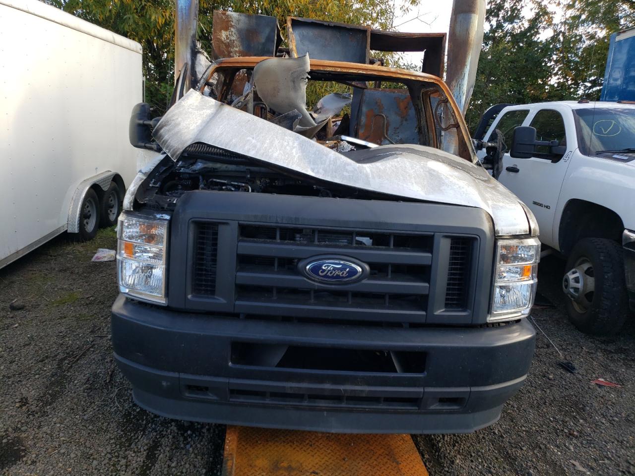 2022 Ford Econoline - Image 5