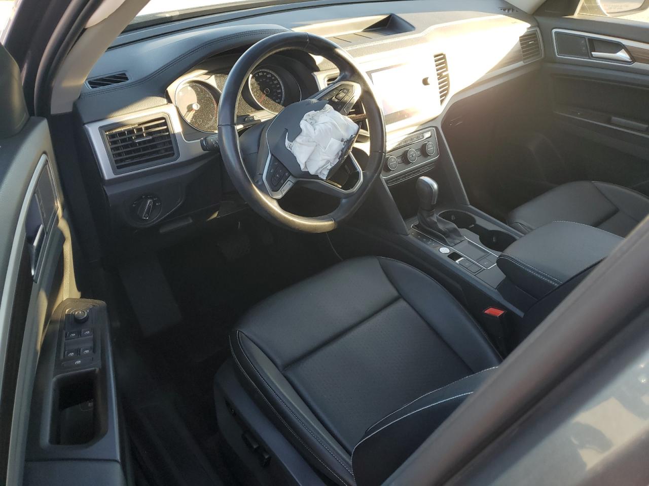 2021 Volkswagen Atlas - Image 8